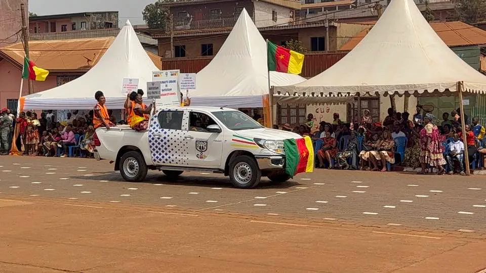 Les femmes de la Communauté Urbaine de Bafoussam célèbrent en défilé motorisé