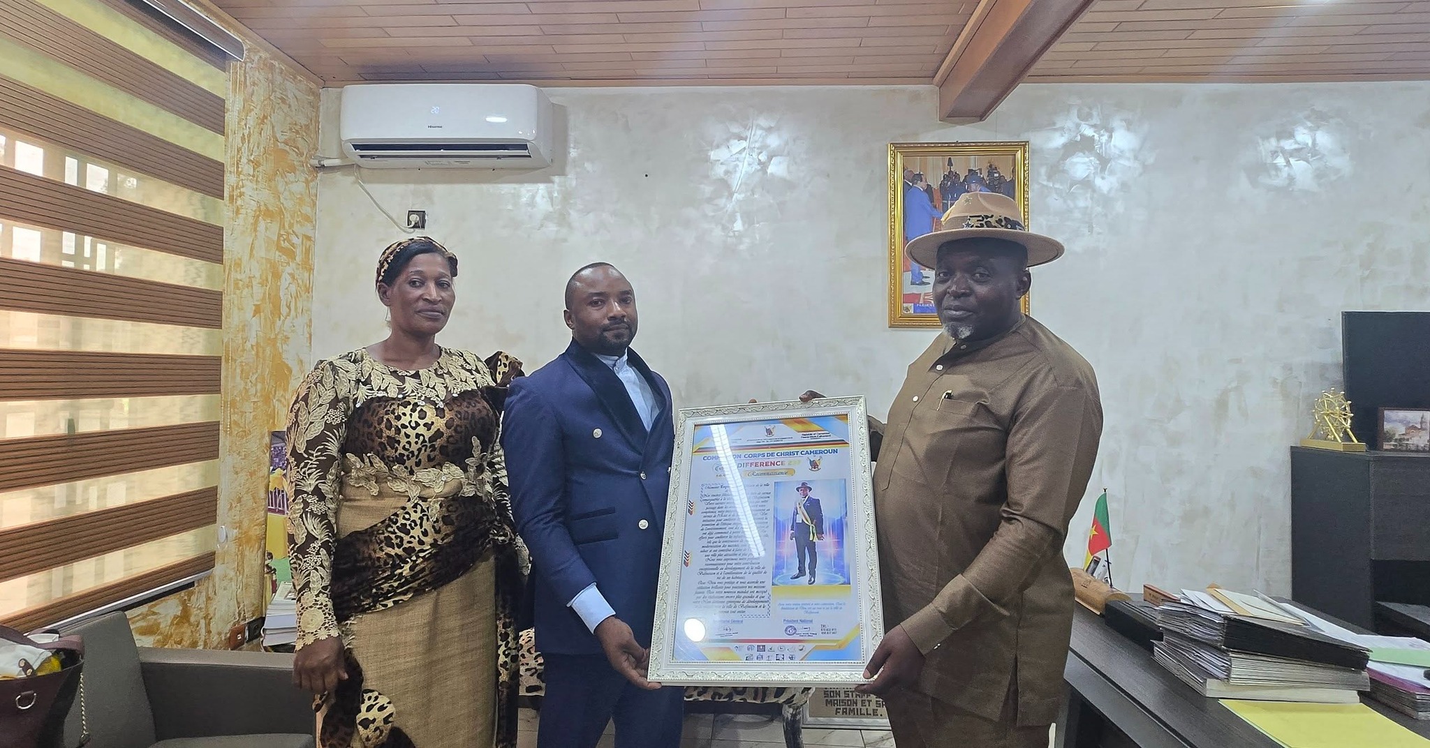 Le Maire de la Ville de Bafoussam reçoit les vœux de la Communion Corps du Christ Cameroun
